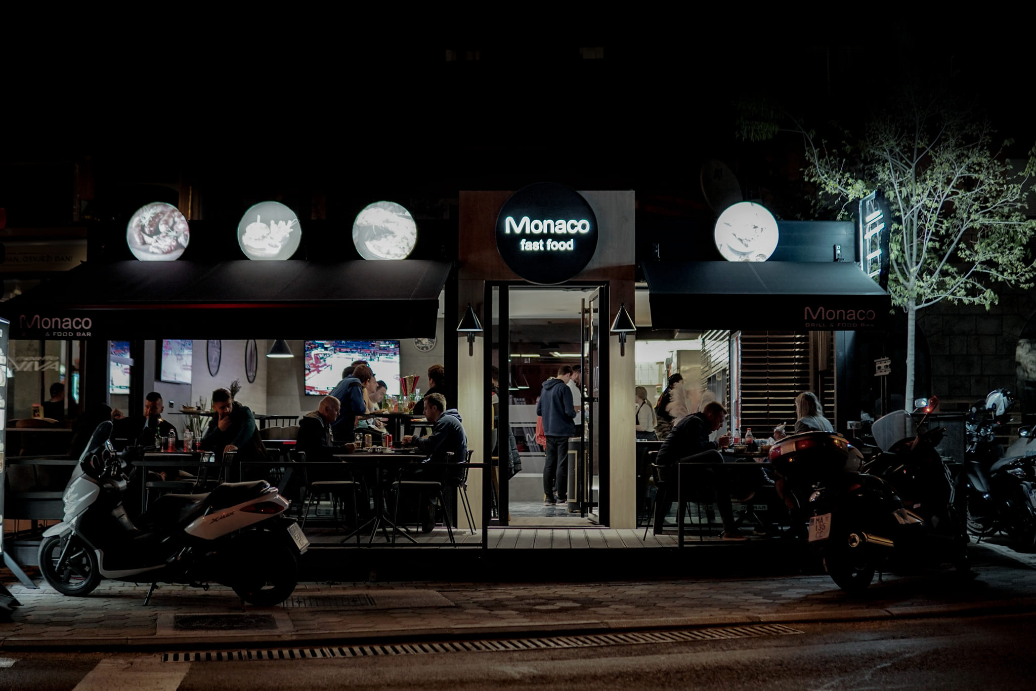 Cafe Bistro Monaco